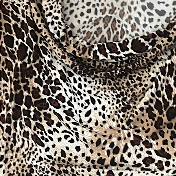 Chicos Leopard Print Draped Front Sleeveless Top Size 2 - Picture 2 of 7
